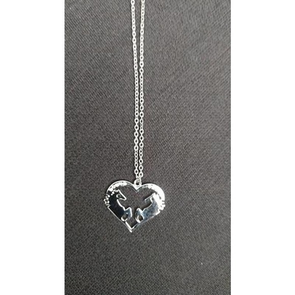 Nobrand Jewelry - Silver heart pendent with Horse Heads and Rhinestone Embellishment